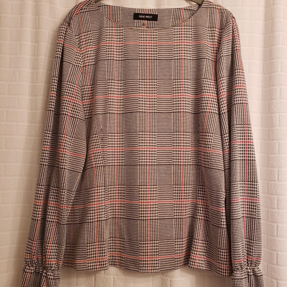 Modern Houndstooth